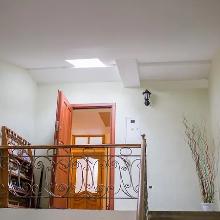 Lions Heart Hostel Lwów